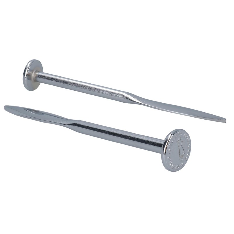 Two Footprint Line Pins and Four Braided Nylon Chalk Line