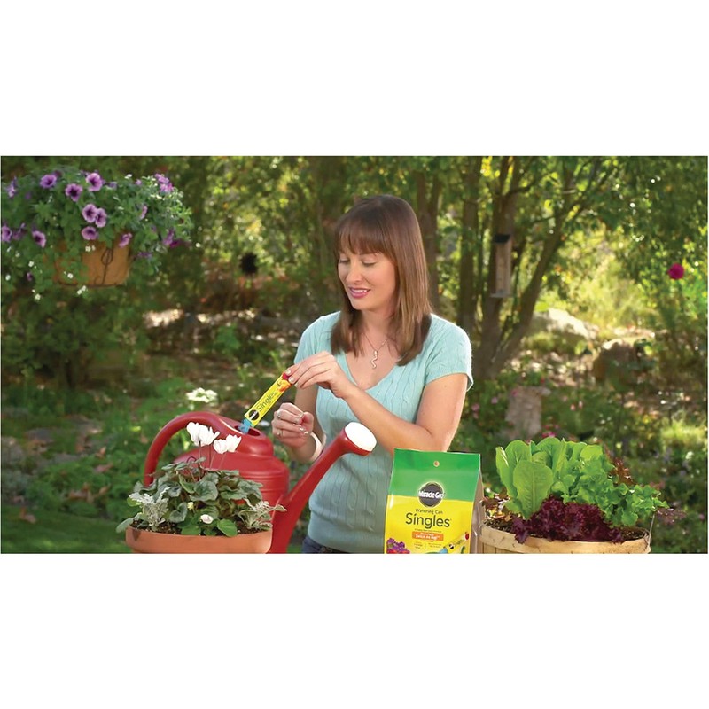 Miracle-Gro Watering Can Singles Includes 24 Pre Measured Packets (6