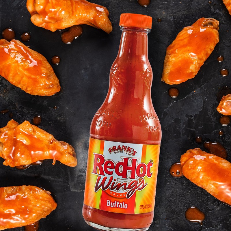 Frank's RedHot Wings Sauce, Buffalo, Ready-To-Use, Shake or Pour Over