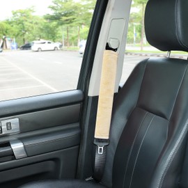 Amooca Soft Faux Fur Universal Fit Seatbelt Cover Car Truck SUV Airplane Seat Belt Shoulder Pad for Carmera Backpack Straps Neck Cushion Protector Extra Long 15.7in Beige