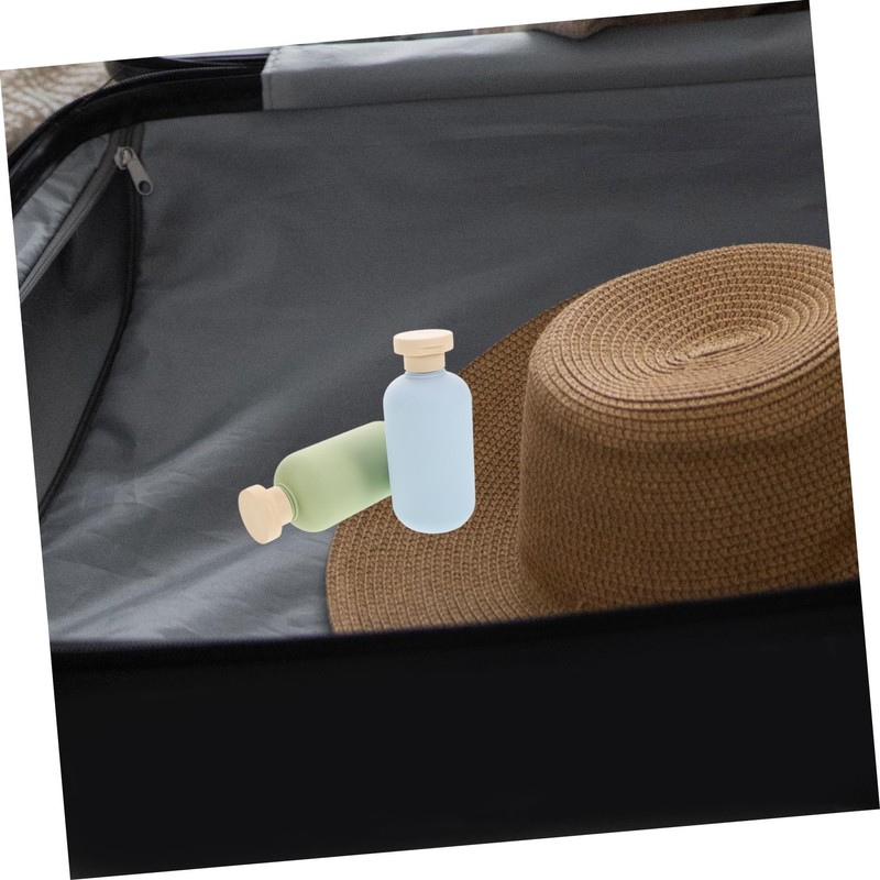 IWOWHERO 3pcs Travel Toiletry Bottles Avocado Design Refillable Shampoo Bottles