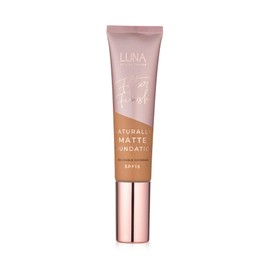 LUNA Matte Foundation in RICH Shade - Contains Vitamin E and SPF15 - Oil-Free Face Foundations with Golden Undertone - Suitable for Oily and Sensitive Skin