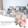 Veemoon Elderly Decorative Statue Resin Grandparents Statue Grandma Grandpa Statue