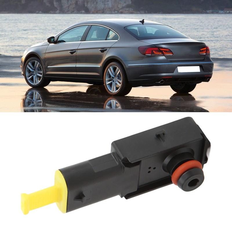 Black Car Brake Booster Pressure Sensor 5Q0 906 207 Replacement