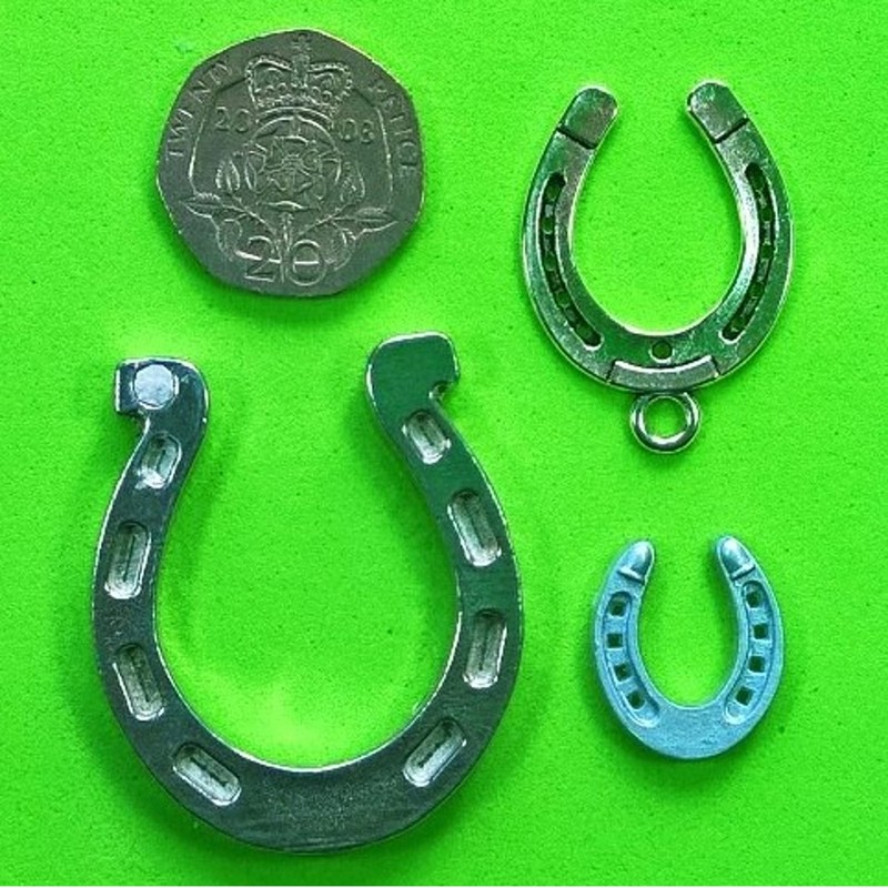 Lucky Horseshoes Various Sizes Weddings Celebration Mould by Fairie Blessings