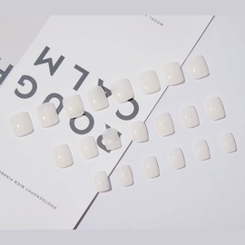 RikView White Press on Nails Short Fake Nails Square Acrylic Nails for Women and Girls 24 PCS/Set