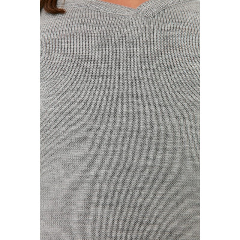 TRENDYOL Women's V-Neck Plain Regular Plus Size Pullover Sweatshirt, lightgrey