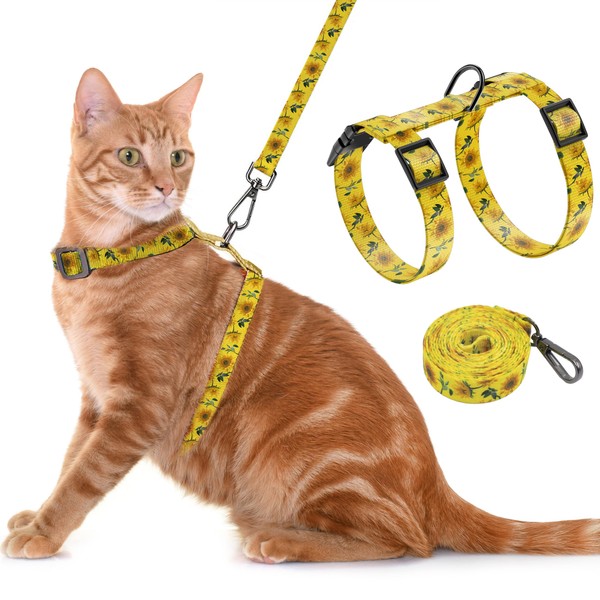 Seyezo Cat Harness and Leash Set, Adjustable Kitten Harness Escape