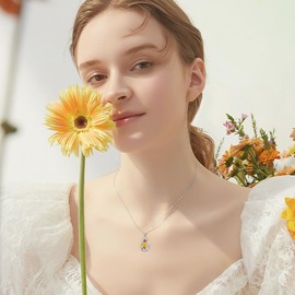 YAFEINI Sunflower Necklace for Women 925 Sterling Silver Ladybug Pendant Necklace Cute Animal Jewellery Gifts for Mom Sister Daughter Grandma Wife (Ladybug Necklace)