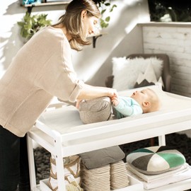 SNOOZYNEST 2 Pack Muslin Changing Pad Cover, Cotton Quilted Top Baby Changing Table Pad Covers, Soft Breathable Boho Changing Pad Sheets Fit for Standard Changing Pad 16" x 32" (Beige & Olive)