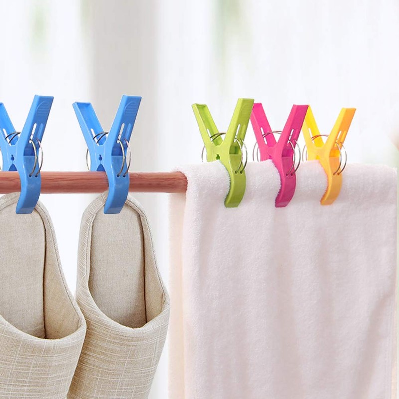 URAQT Beach Towel Clips, 8 Pcs Large Laundry Clip Towel