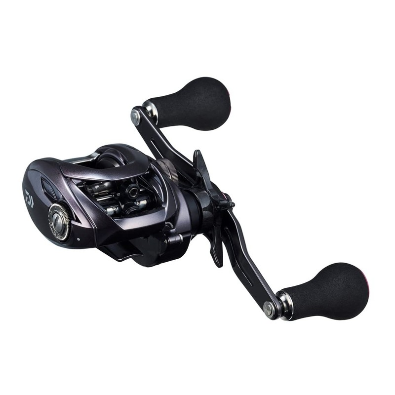 Daiwa Bait Reel 23 Red Fang, 100XHL
