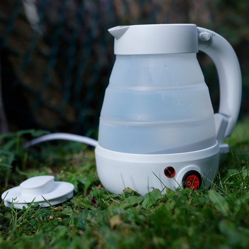 Leisurewize - Folding Portable Travel Kettle, 240V | Low Wattage