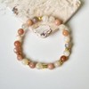 Sonnenstein Armband 18 karat goldplattiert Handmade mit echten Naturstein Perlen