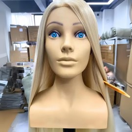 Ombre Blonde Hair Mannequin Head for Braiding Cosmetology Training Head for Hair Styling Mannequin Head with Shoulders and Hair (Ombre Blonde)