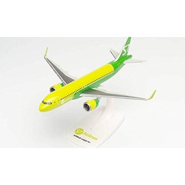 herpa 612753 S7 Airlines Airbus A320neo - VP-BWT in Miniature for Crafts Collecting and Gift, Multi-Colour