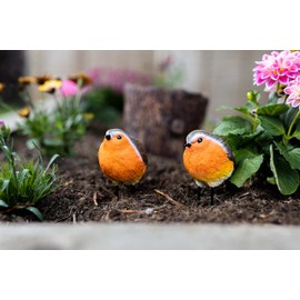 Garden Mile Robin Redbreast Resin 2pc Bird Set Highly Detailed Garden Ornaments Christmas Decoration Indoor Or Outdoor Use Ideal for Dads Garden Gardening Gadgets Mother Day