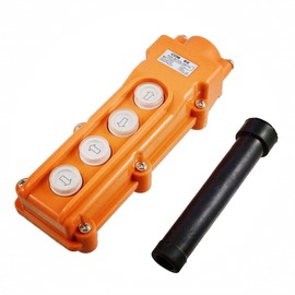 YXQ 4 Way Hoist Controller Push Button Switch Station Rainproof Pendant Crane Control Up + Down + Left + Right 250V 5A 500V 2A COB-62