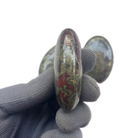 Sunshcat Natural Dragon Blood Jasper Oval Shaped Palm Crystal and Healing Spa Energy Massage Stone,Crystal Chakra Body Care Stone