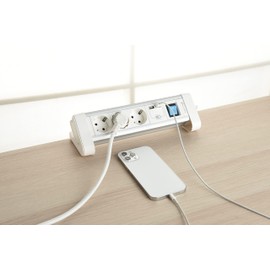 Electraline 62563 Steckdosenleiste 3-Fach Alu für den Schreibtisch + 2 USB 2.4A, Kabel 2m 3G1.5mm / Mehrfachsteckdose/Tischsteckdose Steckerleiste, Schuko Stecker, Weiß