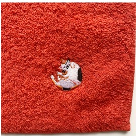 Kyoisu Kurumin Towel Handkerchief, Embroidery, Round Cat, Red, 9.8 x 9.8 inches (25 x 25 cm), Hankachi 4526847147723
