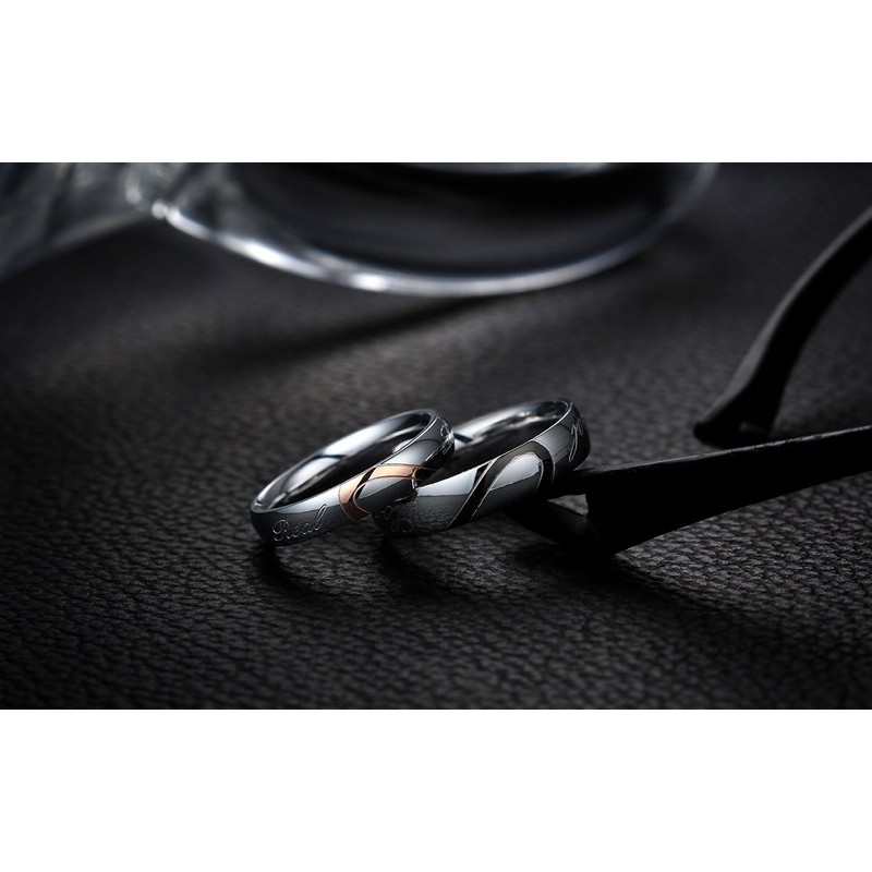 JewelryWe Lover's Heart Shape Stainless Steel Ladies Promise Ring Real