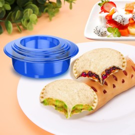 YUMKT Sandwich Cutter and Sealer,Cookie cutter Cool Sandwich Cutters for Kids Breakfast Sandwich Maker Cute Peanut Butter and Jelly Sandwiches DIY Lunchbox and Bento Box of Boys Girls (5, Blue)