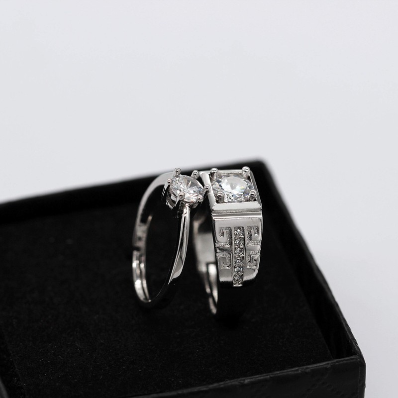 Uloveido 1 Pair Heart Wedding Engagement Adjustable Ring Set White