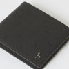 Hazzys (신세계센텀점)HAZZYS ACC블랙 가죽 음각 레터링 패턴 반지갑 HJWA4E580BK (Shinsegae