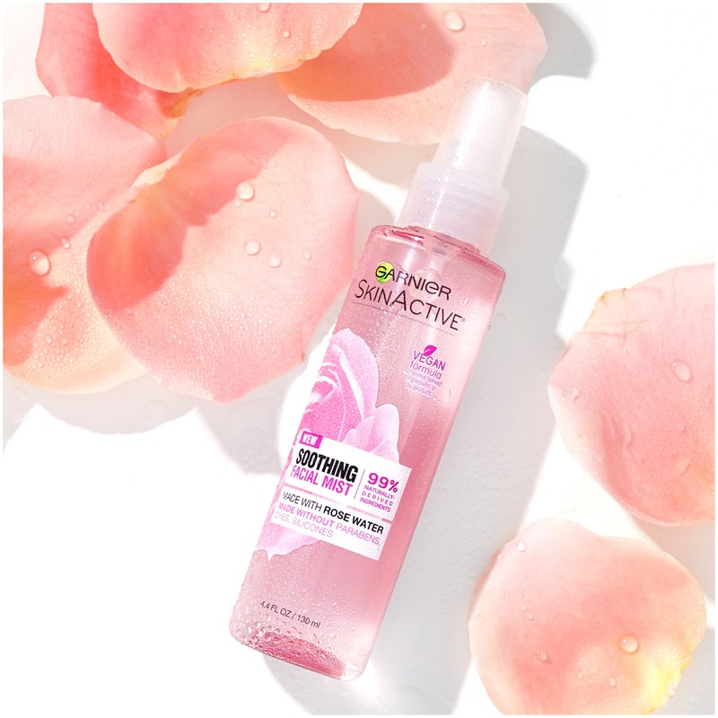 Garnier SkinActive Facial Mist Spray with Rose Water, 4.4 Fl