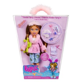 Bratz Fiesta de Pijamas - Muñeca de Moda Yasmin - con 2 Conjuntos de Pijamas, Animal de Peluche y Accesorios - Apta para Niños y Coleccionistas