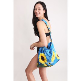 ComfyLuxe Painting Inspired Pattern 2-IN-1 Beach Towel & Tote Bag