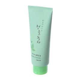 Kwailnara First Green Tea Moist Foam Cleansing 180g / 과일나라 첫물녹차 모이스트 폼 클렌징 180g