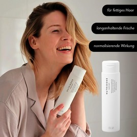 Nutridome | Shampoo für fettiges Haar | Reinigt | Erfrischt | Nährt | Normalisiert die Talgproduktion | Reduziert Juckreiz | Leicht zu kämmen | Ergiebig | Minze | Orangenschale | Panthenol | 240 ml