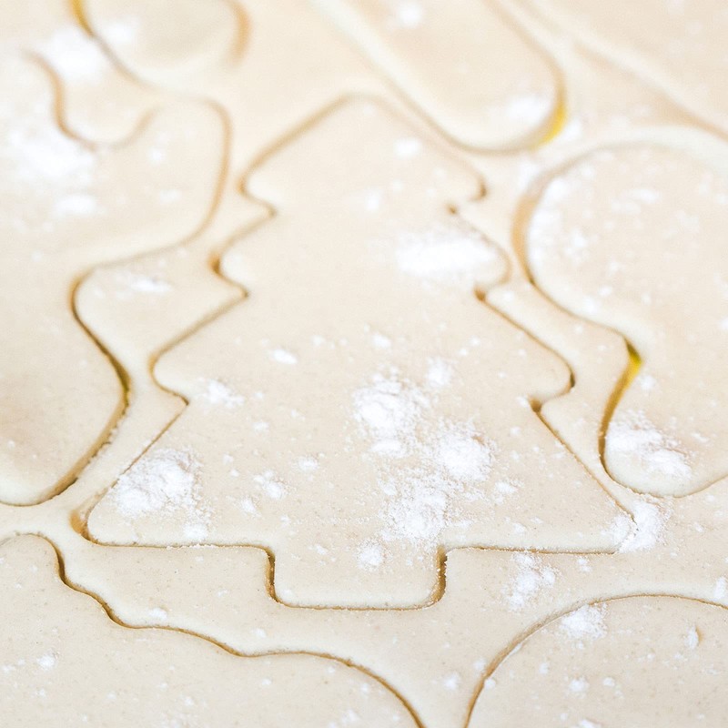TRIXES 9-Piece Christmas Cookie Cutter Set - Christmas Baking Moulds