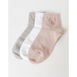 Hazzys (대구신세계)퍼피자수 3색 여성 단목 양말 3종 세트HISS5E200WT (Daegu Shinsegae) Puppy Embroidery 3-Color Women's Ankle Sock 3-Piece Set HISS5E200WT