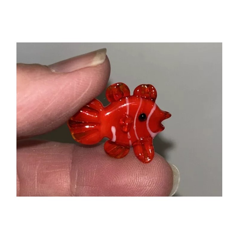Miniature Tiny Lampwork Flame Hand Blown Glass Red Fish Figurine