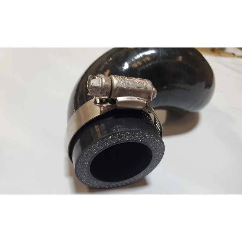Crusader Raw Water Pump To Oil Cooler Hose & Clamps