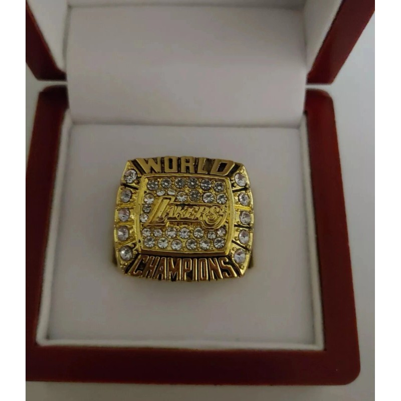 Kobe Bryant - 2000 Los Angeles Lakers Championship Ring With