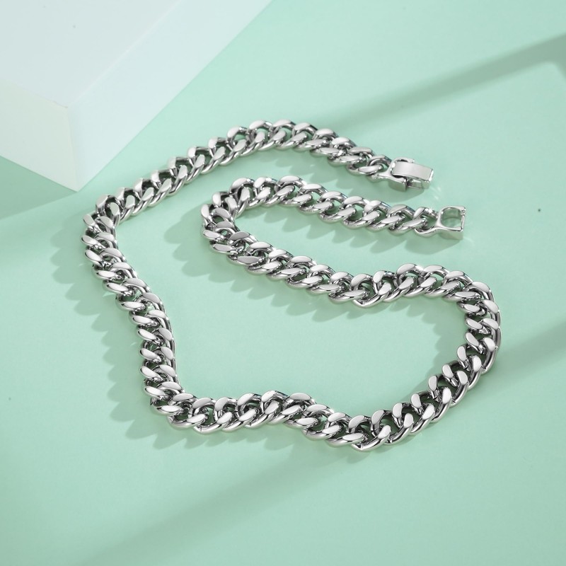 WOWORAMA Silver Cuban Link Chain Necklace for Women Men Thick
