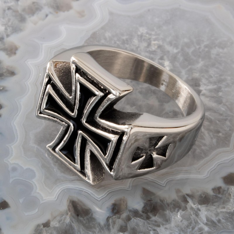 Fly Style Stainless Steel Iron Cross Signet Ring for Men