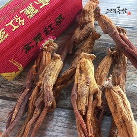 4년근 고려홍삼(지함) 대편/ 4년근홍삼 300g/ 홍삼 /뿌리홍삼/ 건삼/ 건홍삼 /국정검사품 /4년근고려홍삼 4-Year-Old Korean Red Ginseng (Jiham) Large Piece / 300g 4-Year-Old Red Ginseng / Red Ginseng / Root Red Ginseng / Dried Ginseng / Dried Red Ginseng / Government Inspected Product / 4-Year-Ol