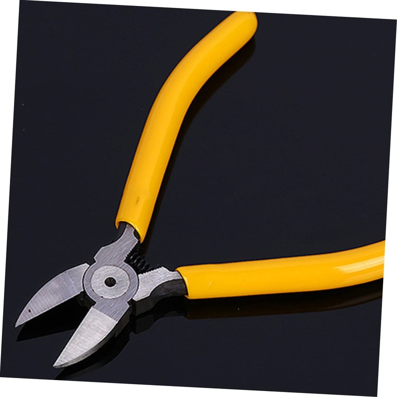 Gadpiparty Multifunctional Escargots Tail Cutter Plier with Handle Durable Design