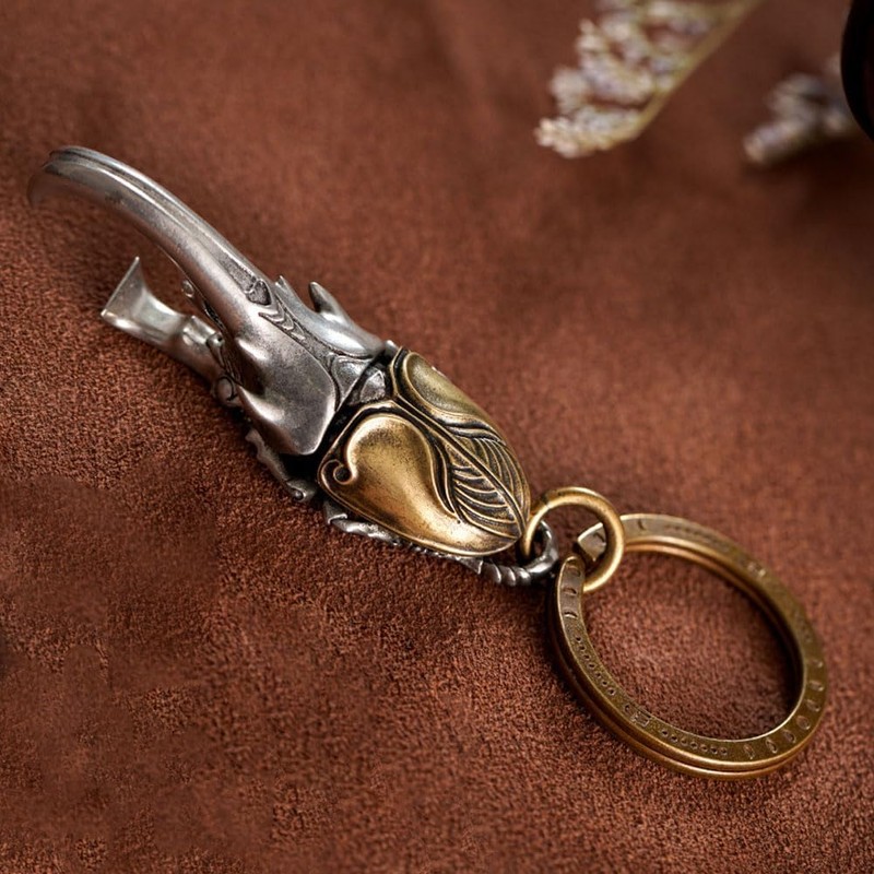 TUADAJI Metal Keychains for Men,Beetle Inspired Keychain Bottle Opener Stylish