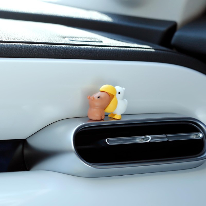 YGMONER 9 Pcs Mini Capybara Car Dashboard Figurine Decoration Cute