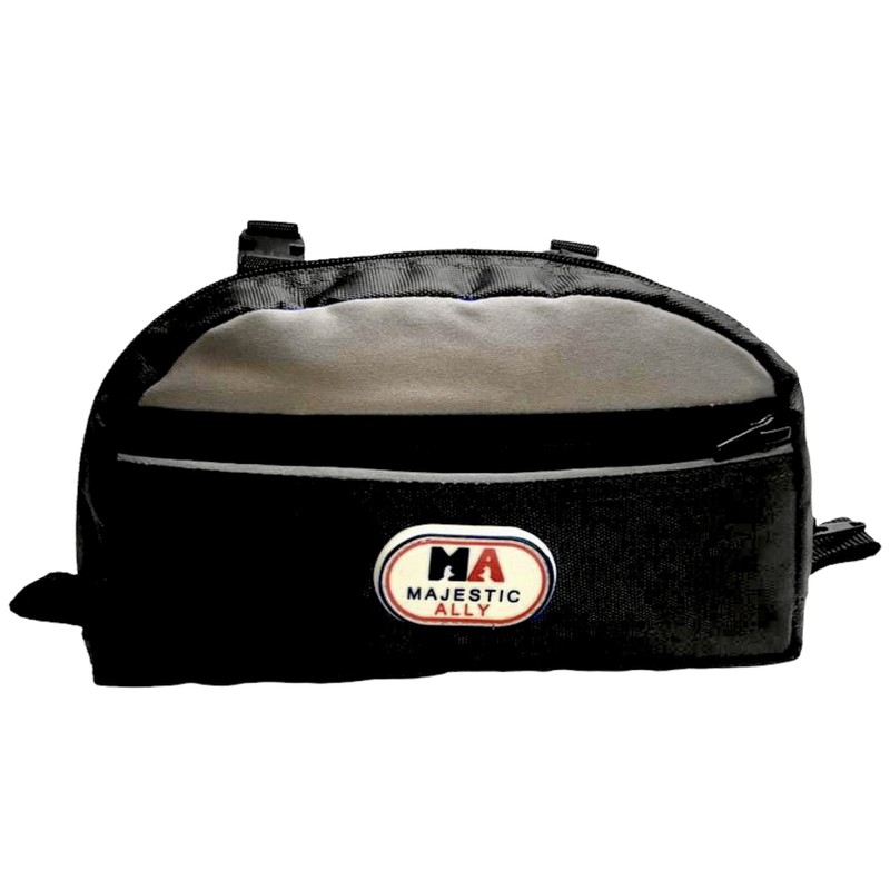 Majestic Ally Bolsa reflectante de nailon con pompón para sillín