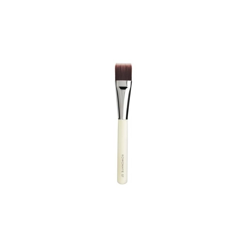 Mustaev Go Won-hye Square Foundation Brush 07 / 고원혜 스퀘어파운데이션브러쉬