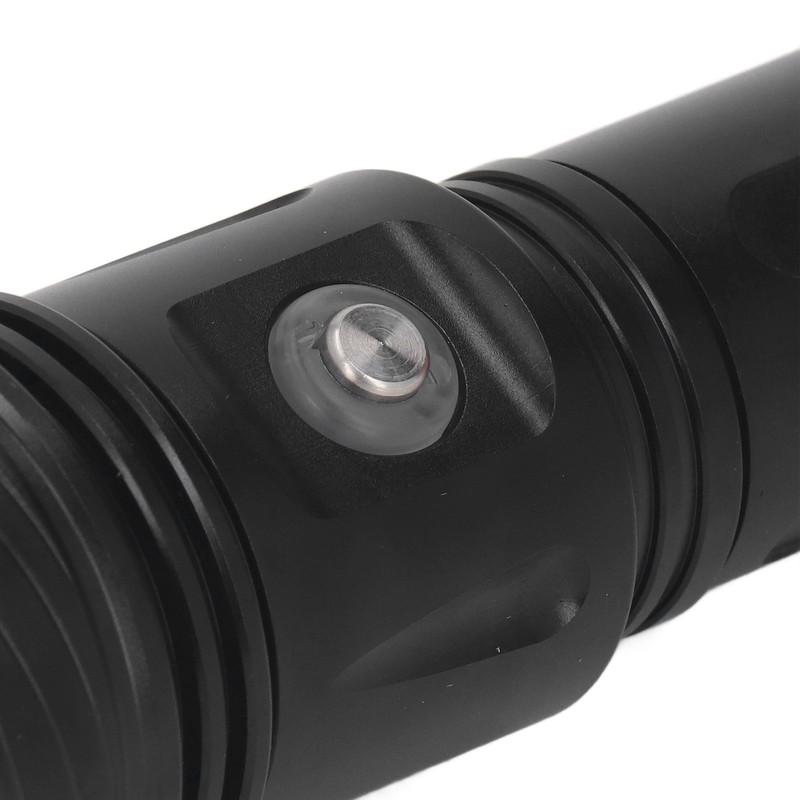 Diving Flashlight Underwater Flashlight 3800lm Super Bright IPX8 Waterproof 4