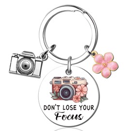 UIWIHHP Cool Photographer Gifts for Women Men Cute Camera Keychain Gift for Photographers Camera Lovers Unique Birthday Christmas Gifts for Her Him Don't Lose Your Focus Keyring