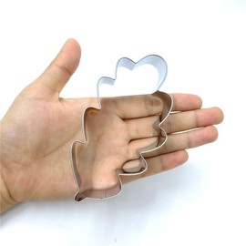 LILIAO Fall Oak Leaf Cookie Cutter for Thanksgiving - 2.5 x 4.2 inches - Stainless Steel